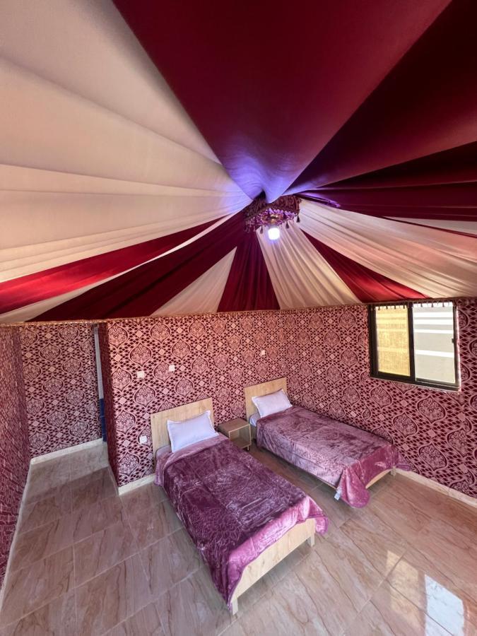 Raja Camp Hotel Wadi Rum Ngoại thất bức ảnh
